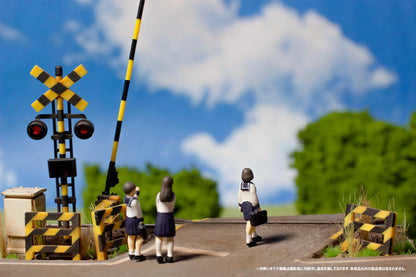 (Model Kits) Railway Crossing (Rerun)
