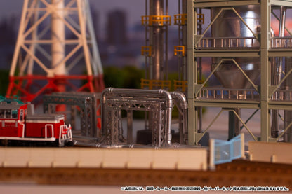 (Model Kits) 1/150 Scale Structure Kit "Fractionating Columns" (Rerun)
