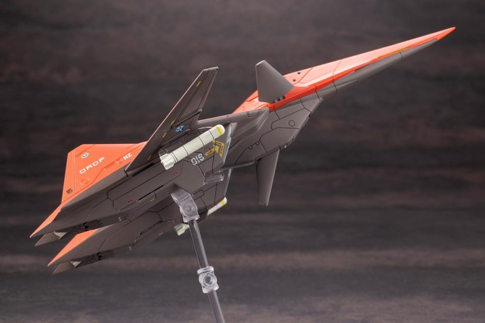 (Model Kits) ACE COMBAT SERIES ADF-01 (Rerun)
