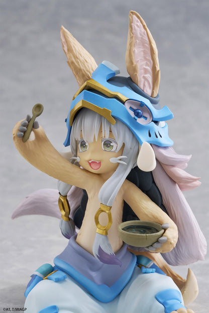 Made in Abyss: The Golden City of the Scorching Sun Desktop Cute Figure - Nanachi (Mealtime ver.)