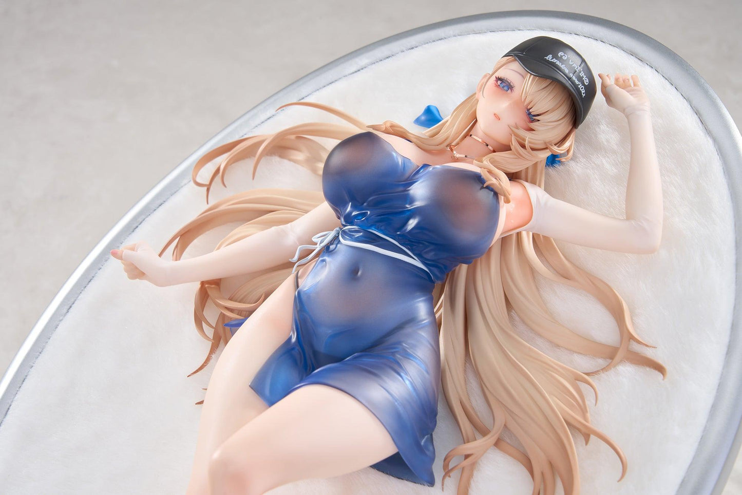 Brown Dust 2 Water Park Queen Wilhelmina ver. 1/7 Scale Figure
