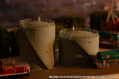(Model Kits) 1/150 Scale Structure Kit "Storage Tanks" (Rerun)
