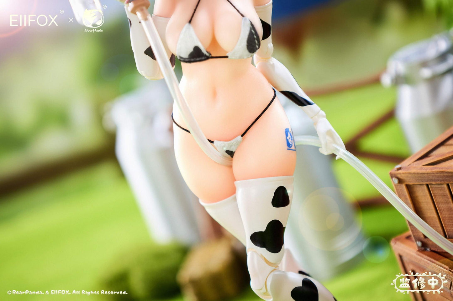Eiifox & BearPanda Nyuugyuu MOMO 1/8 Complete Model Action Figure