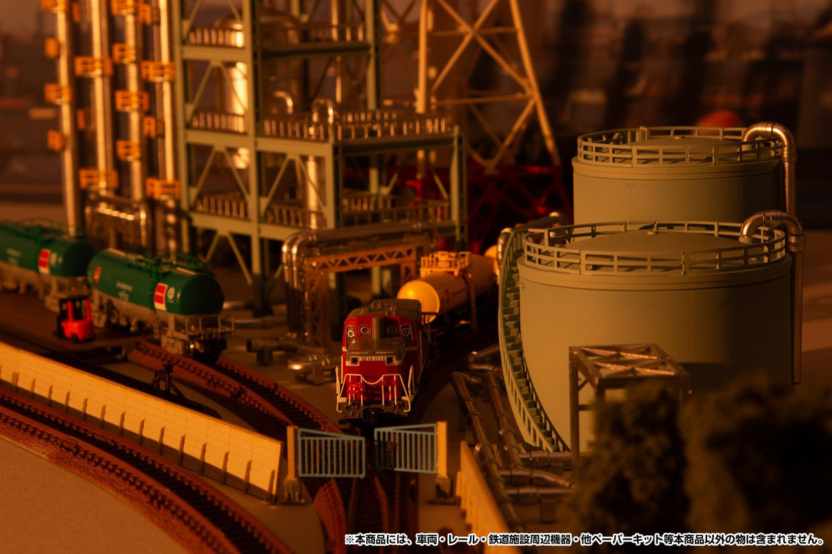 (Model Kits) 1/150 Scale Structure Kit "Storage Tanks" (Rerun)