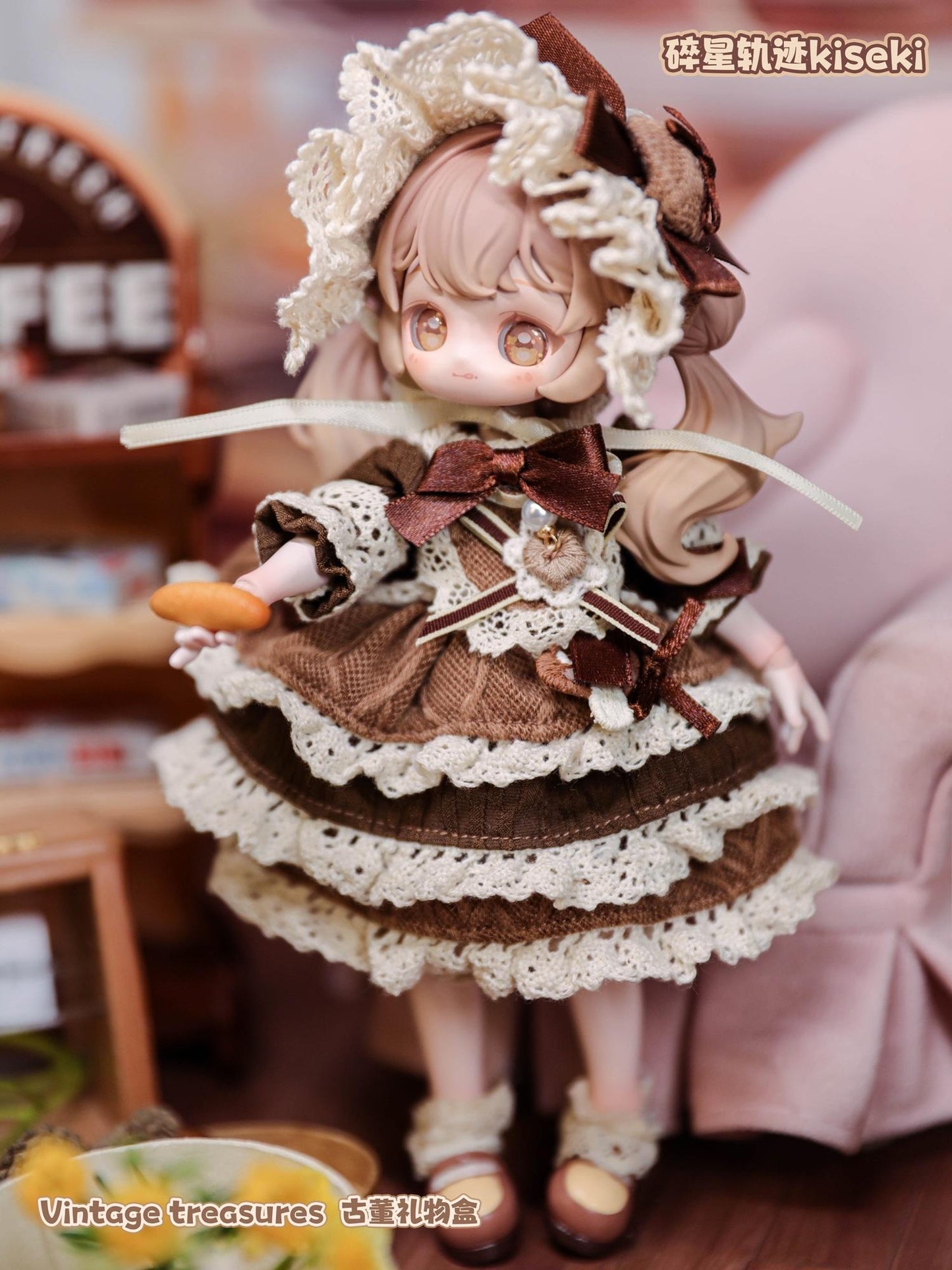 Vintage treasures - Antique Gift Box (8 figures set)