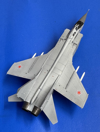 1/144 MiG-31 FOX HOUND