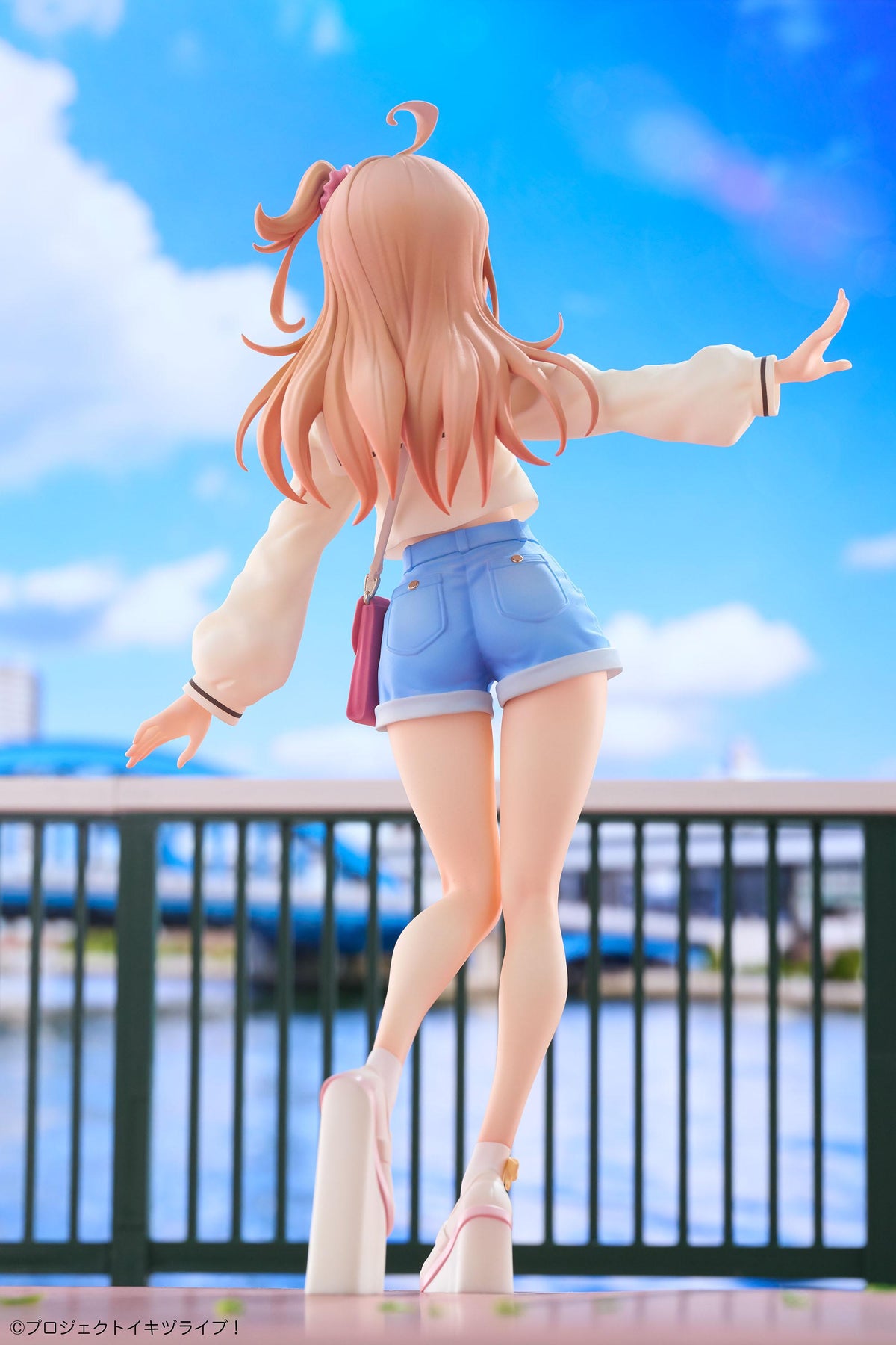 IKIZULIVE! LOVELIVE! BLUEBIRD Polka Takahashi 1/7 Complete Figure