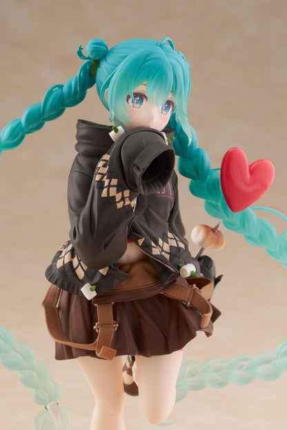 Hatsune Miku Figure - Fashion (Outdoor Ver.)