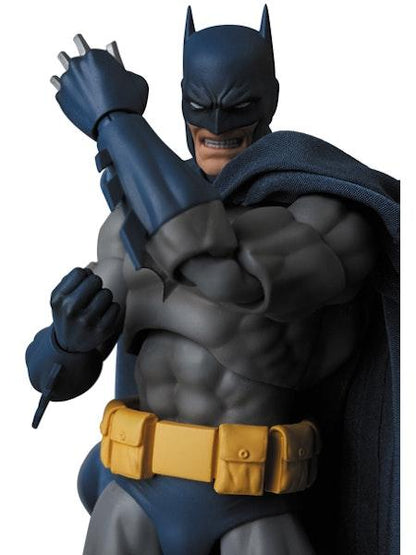 MAFEX BATMAN (HUSH) (REPRODUCTION) Action Figure