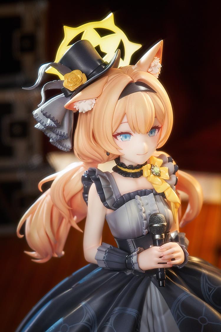 Blue Archive Mari (Idol): Memorial Lobby Ver.