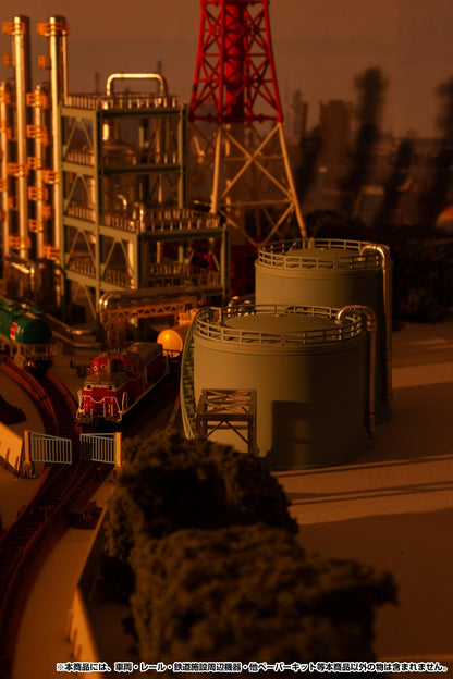 (Model Kits) 1/150 Scale Structure Kit "Storage Tanks" (Rerun)