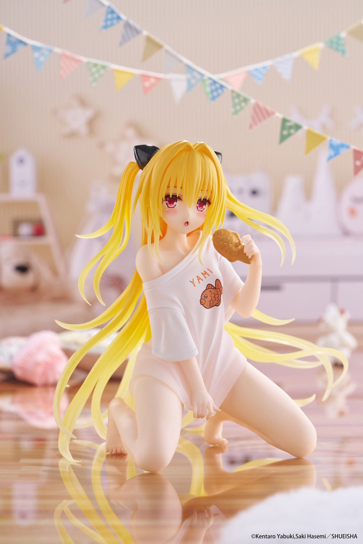 To Love-Ru Darkness Desktop Cute Figure - Golden Darkness (Roomwear Ver.)
