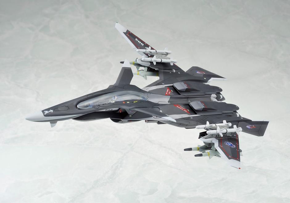 FAIRY AIR FORCE TACTICAL RECONNAISSANCE FFR-41MR MAVE "YUKIKAZE" - Renewal Ver. 1/100 Scale Figure