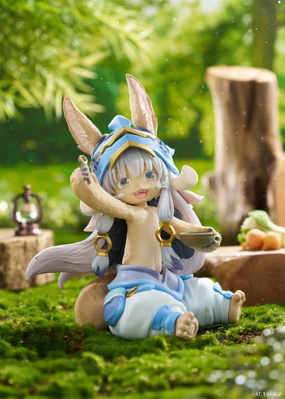 Made in Abyss: The Golden City of the Scorching Sun Desktop Cute Figure - Nanachi (Mealtime ver.)
