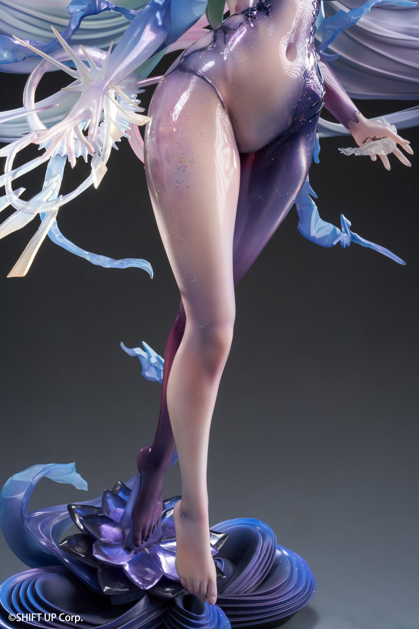 Goddess of Victory: Nikke Nayuta: Wu Wei Deluxe Edition 1/4 Scale Figure