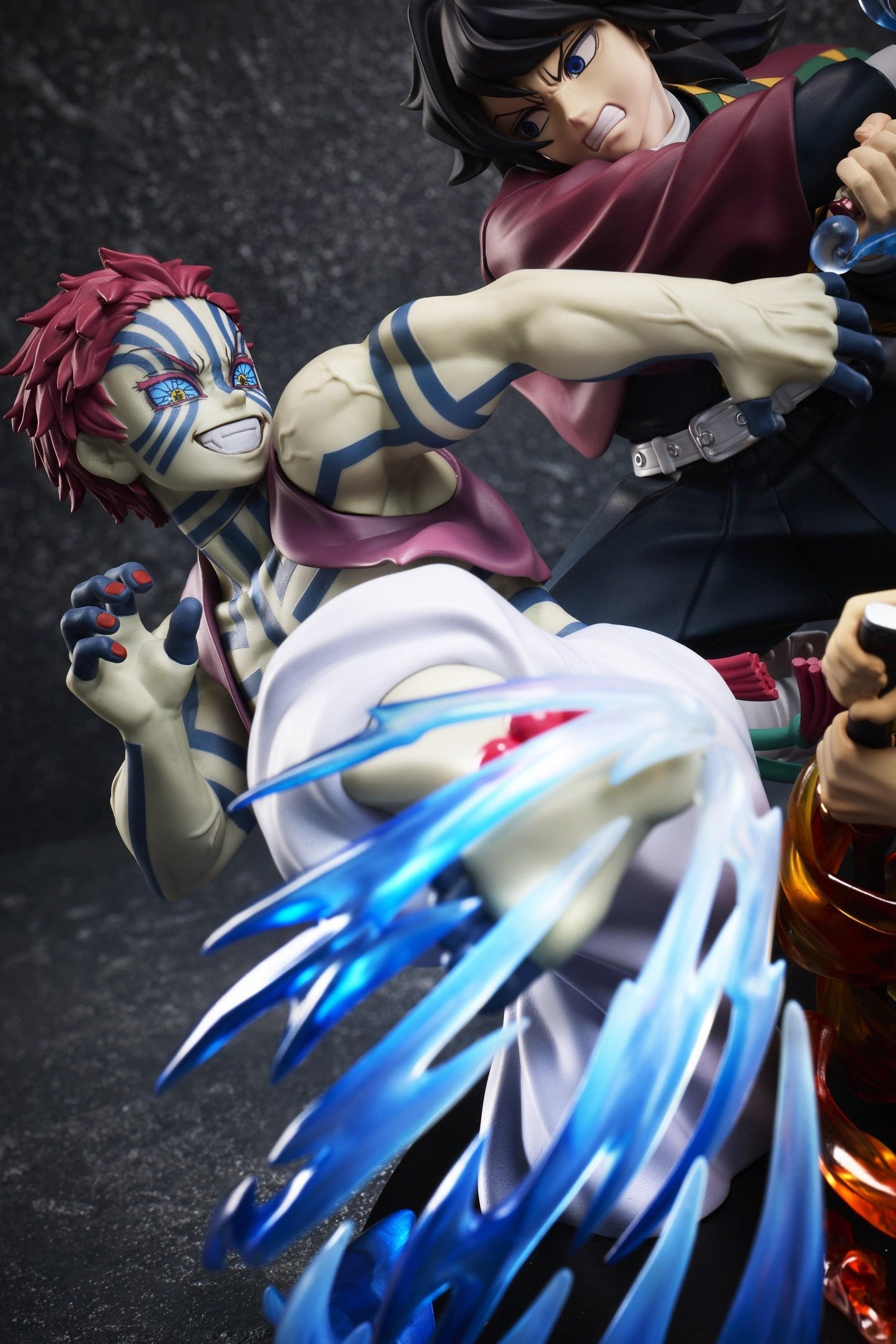 Demon Slayer: Kimetsu no Yaiba Tanjiro Kamado & Giyu Tomioka & Akaza Figure