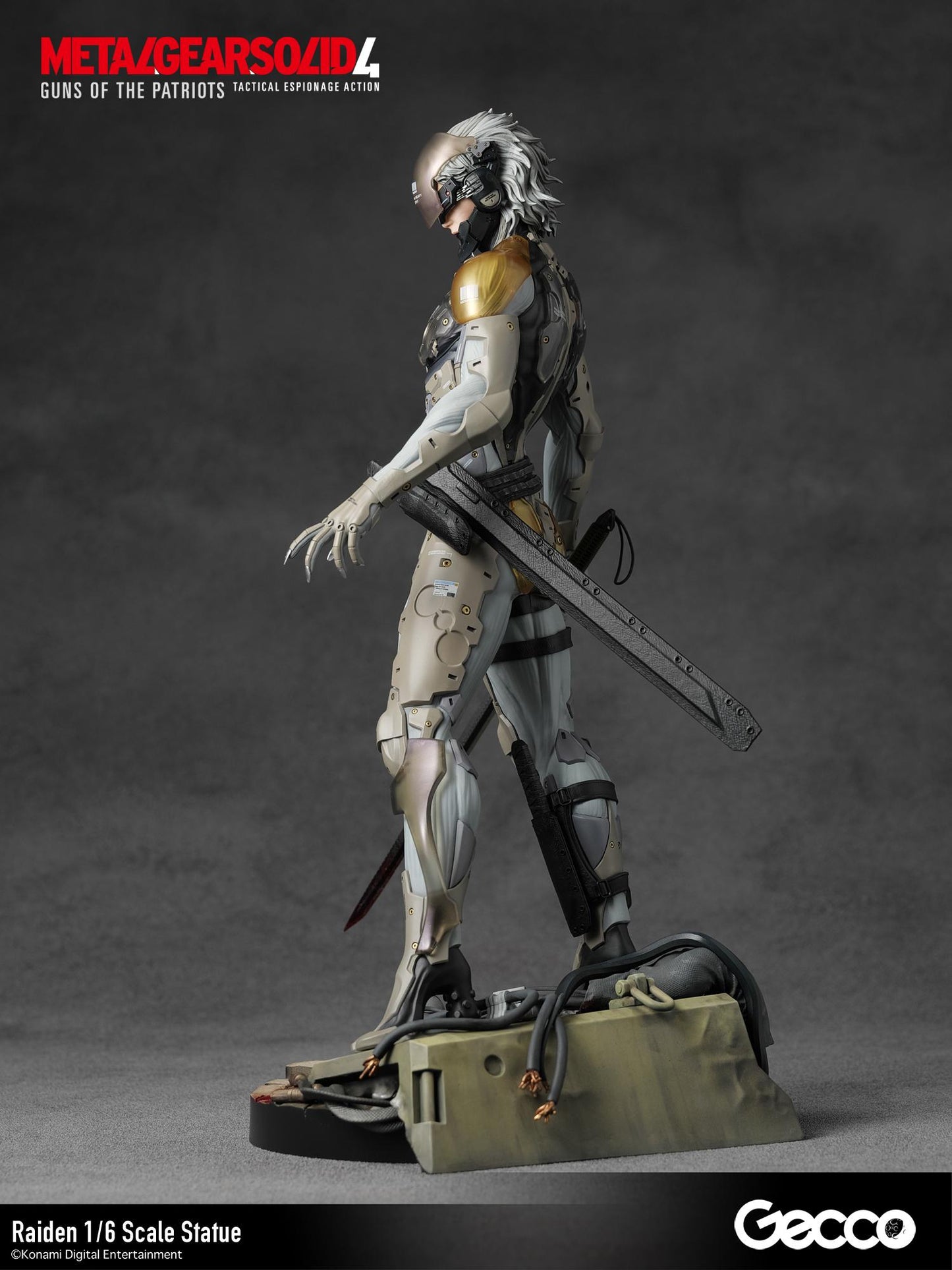 METAL GEAR SOLID 4 GUNS OF THE PATRIOTS, Raiden 1/6 Scale Statue