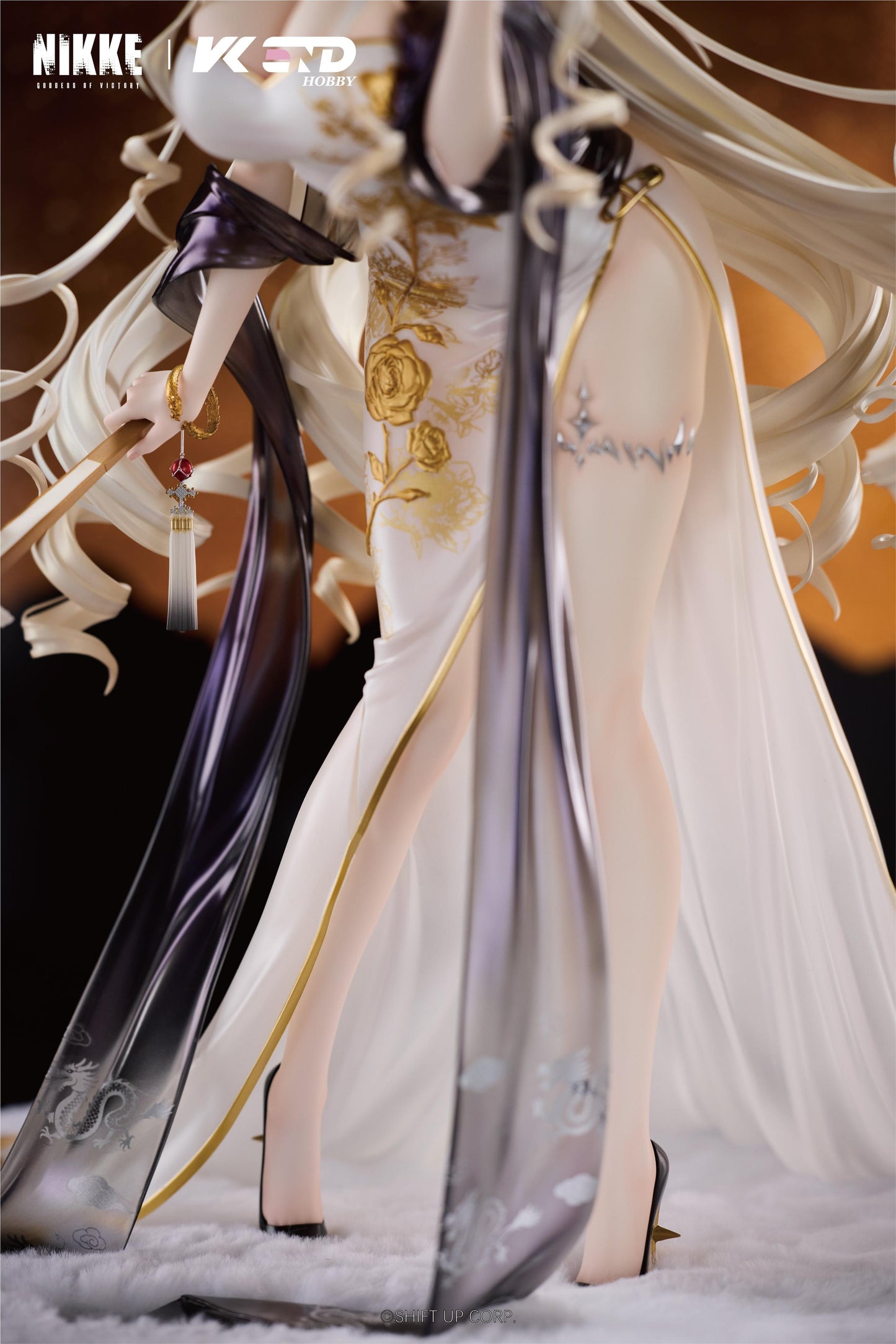 GODDESS OF VICTORY: NIKKE Crown: Glorious Flower 1/4 Scale Figure