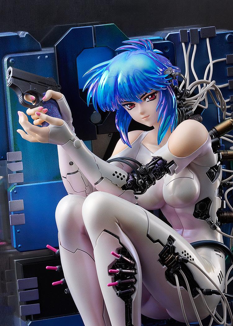 Ghost in the Shell (Manga Edition) Motoko Kusanagi