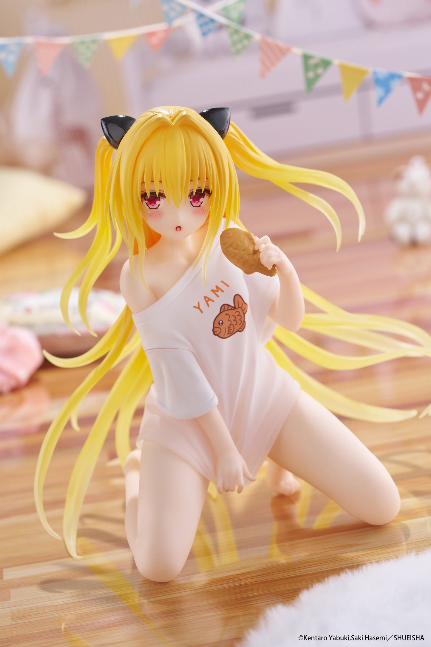 To Love-Ru Darkness Desktop Cute Figure - Golden Darkness (Roomwear Ver.)
