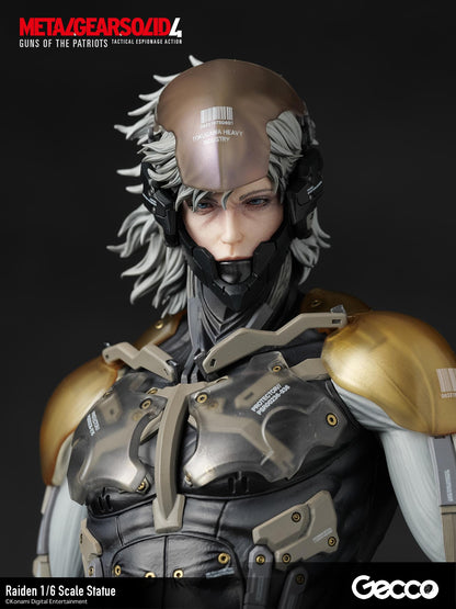 METAL GEAR SOLID 4 GUNS OF THE PATRIOTS, Raiden 1/6 Scale Statue