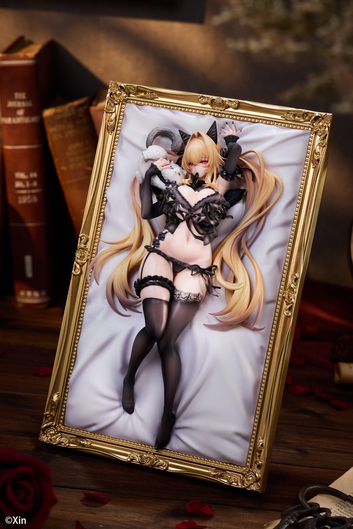 Stella Black Cat Ver. Illustrated by Xin 1/7 Scale Figure