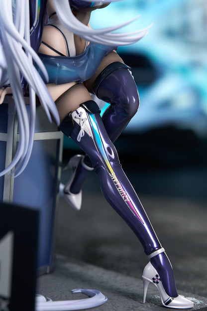 Azur Lane Shinano Moonlit Chrome Ver. 1/7 Scale Figure