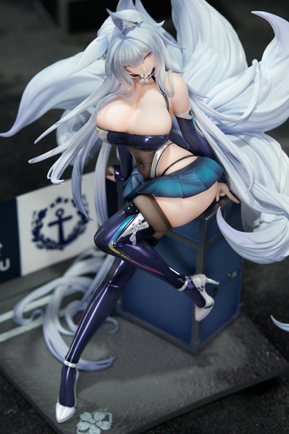 Azur Lane Shinano Moonlit Chrome Ver. 1/7 Scale Figure