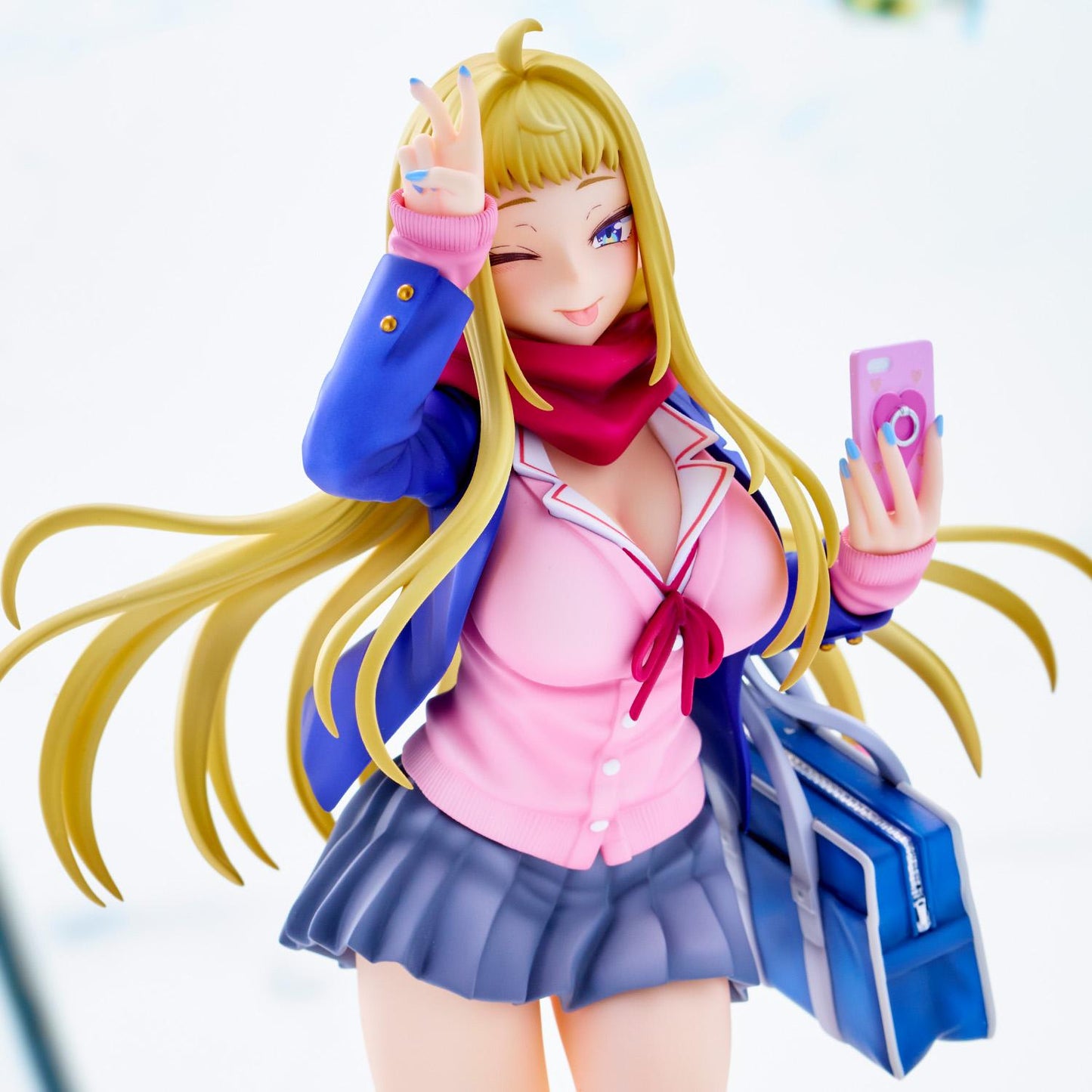Dosanko Gal is Mega Cute – Minami Fuyuki 1/6 Scale Figure
