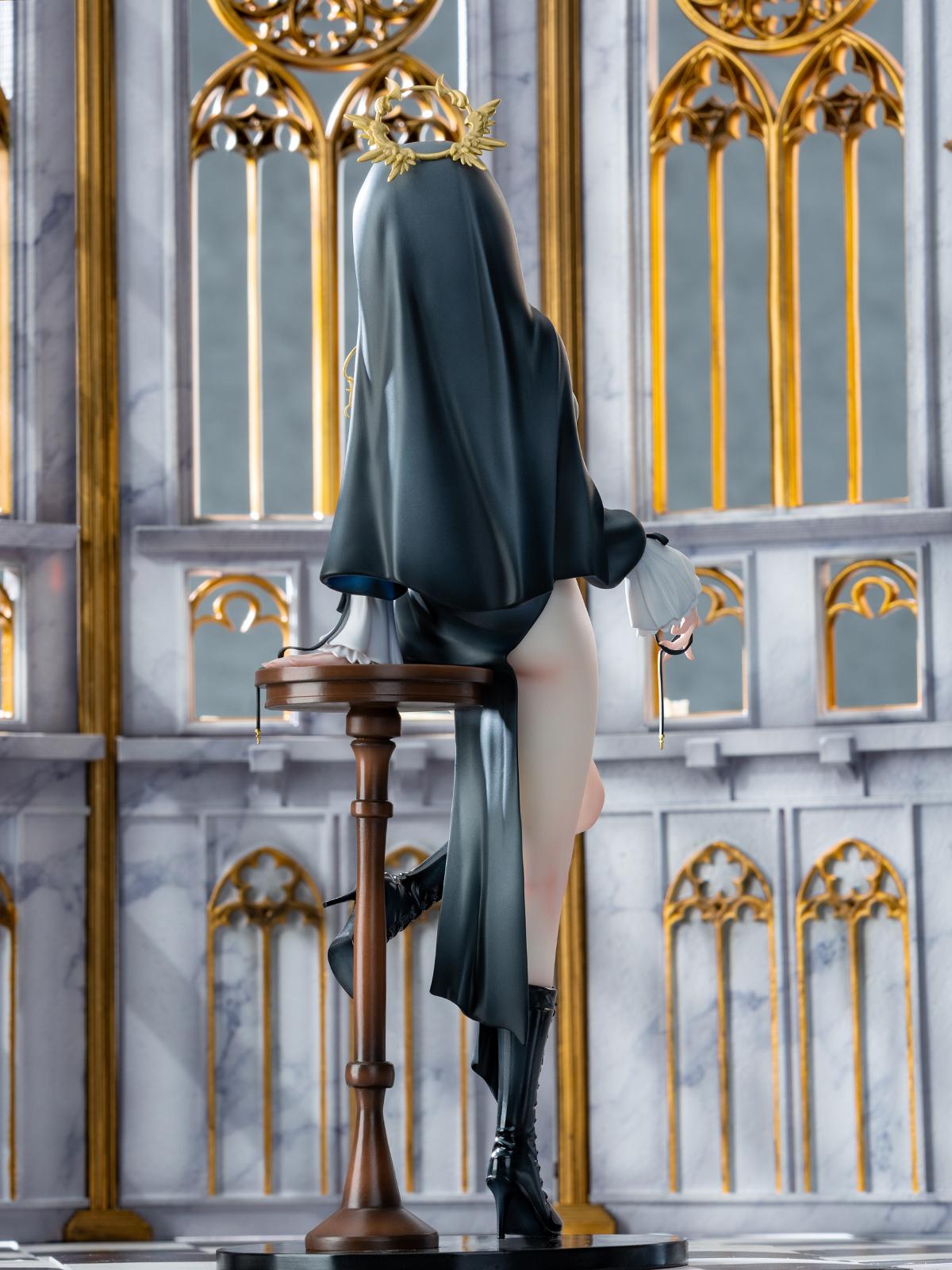 SISTER ANASTASIA DELUXE EDITION 1/6 Scale Figure