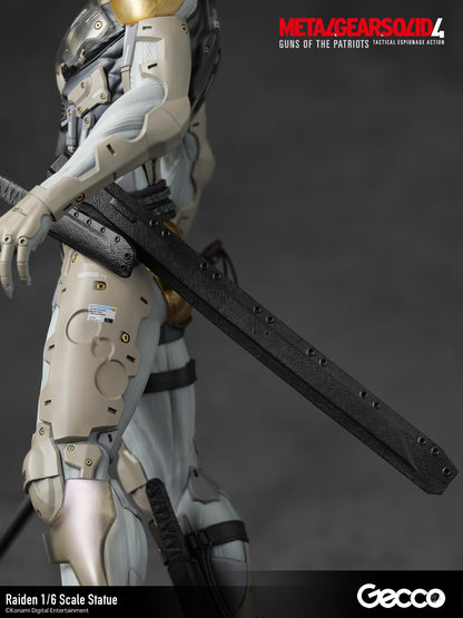 METAL GEAR SOLID 4 GUNS OF THE PATRIOTS, Raiden 1/6 Scale Statue