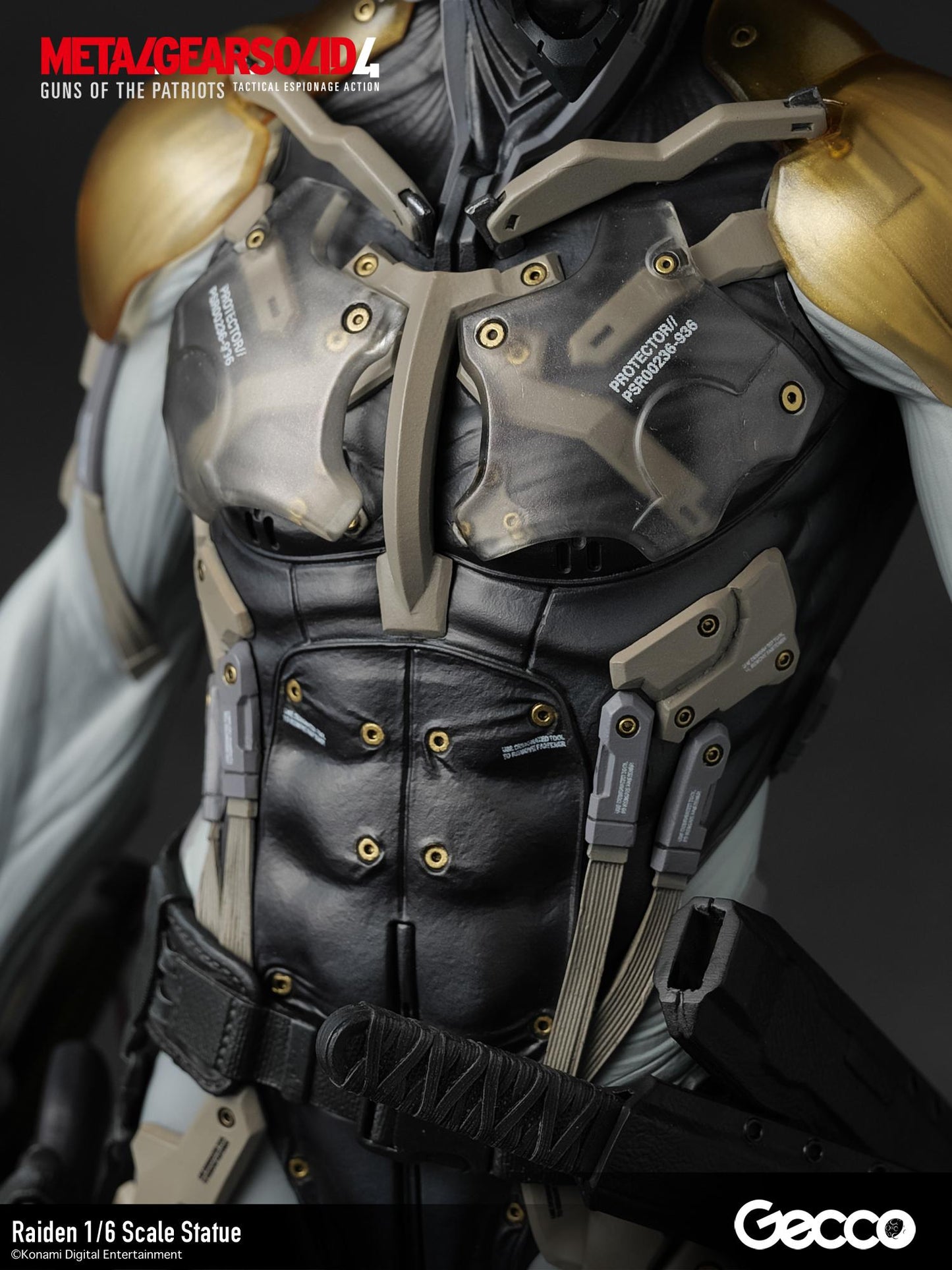 METAL GEAR SOLID 4 GUNS OF THE PATRIOTS, Raiden 1/6 Scale Statue