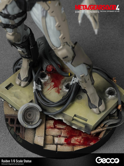 METAL GEAR SOLID 4 GUNS OF THE PATRIOTS, Raiden 1/6 Scale Statue